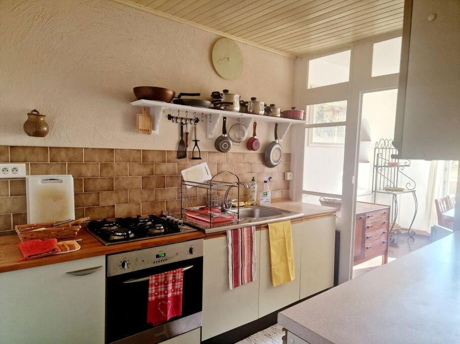 Petite Maison De Village Calme Rodes Exterior photo